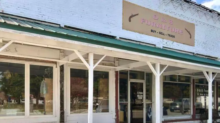 223 S Commercial ST, Seymour, MO 65746