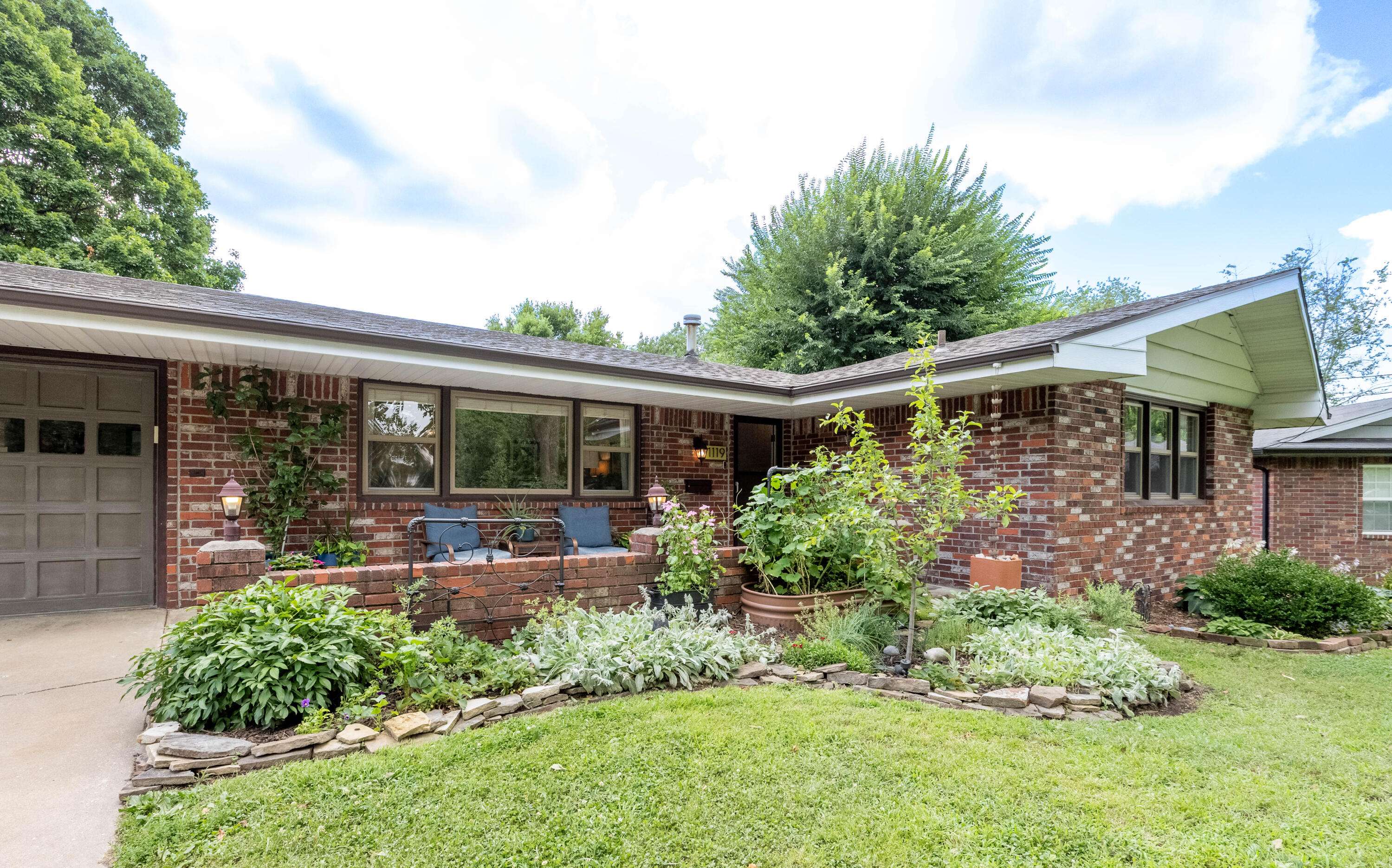 Springfield, MO 65804,1119 S Cedarbrook AVE