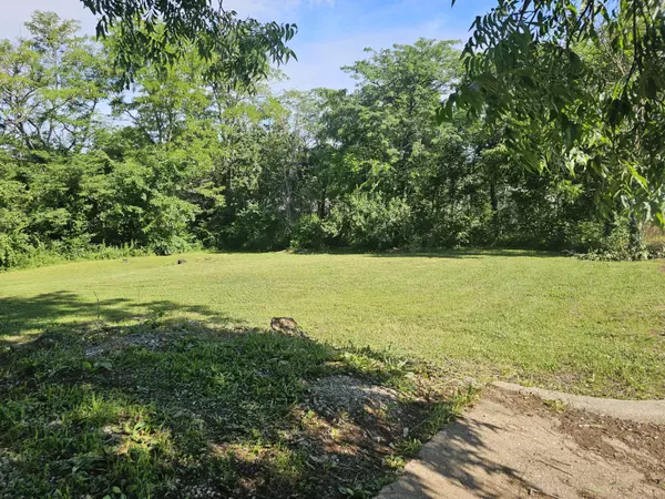 West Plains, MO 65775,1231 Jefferson AVE