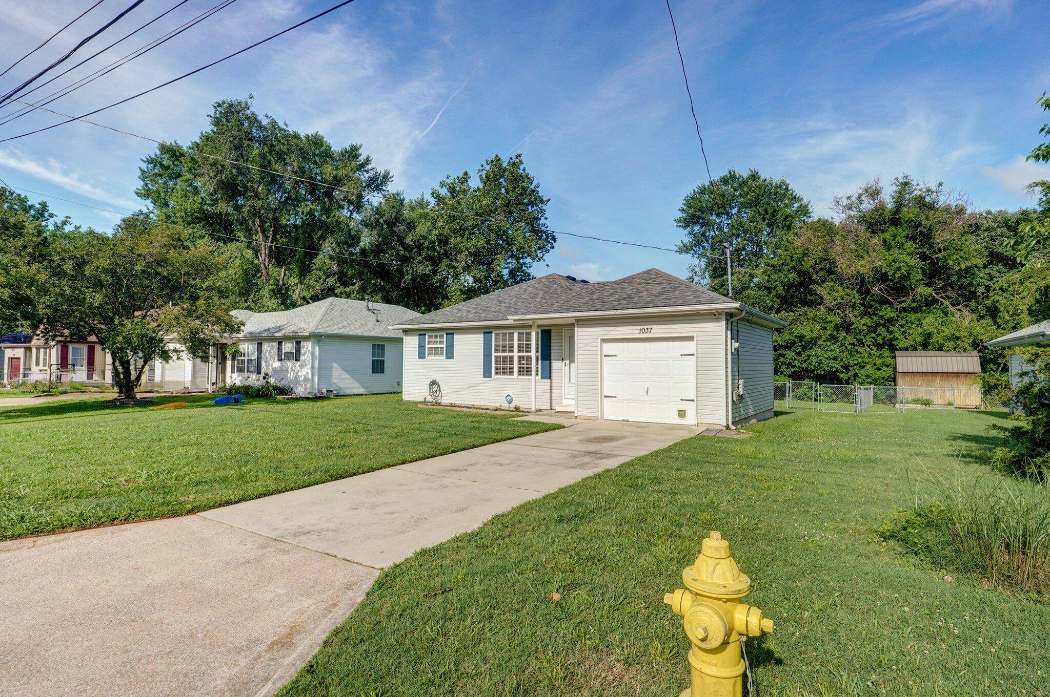 Springfield, MO 65802,1037 N Clifton AVE
