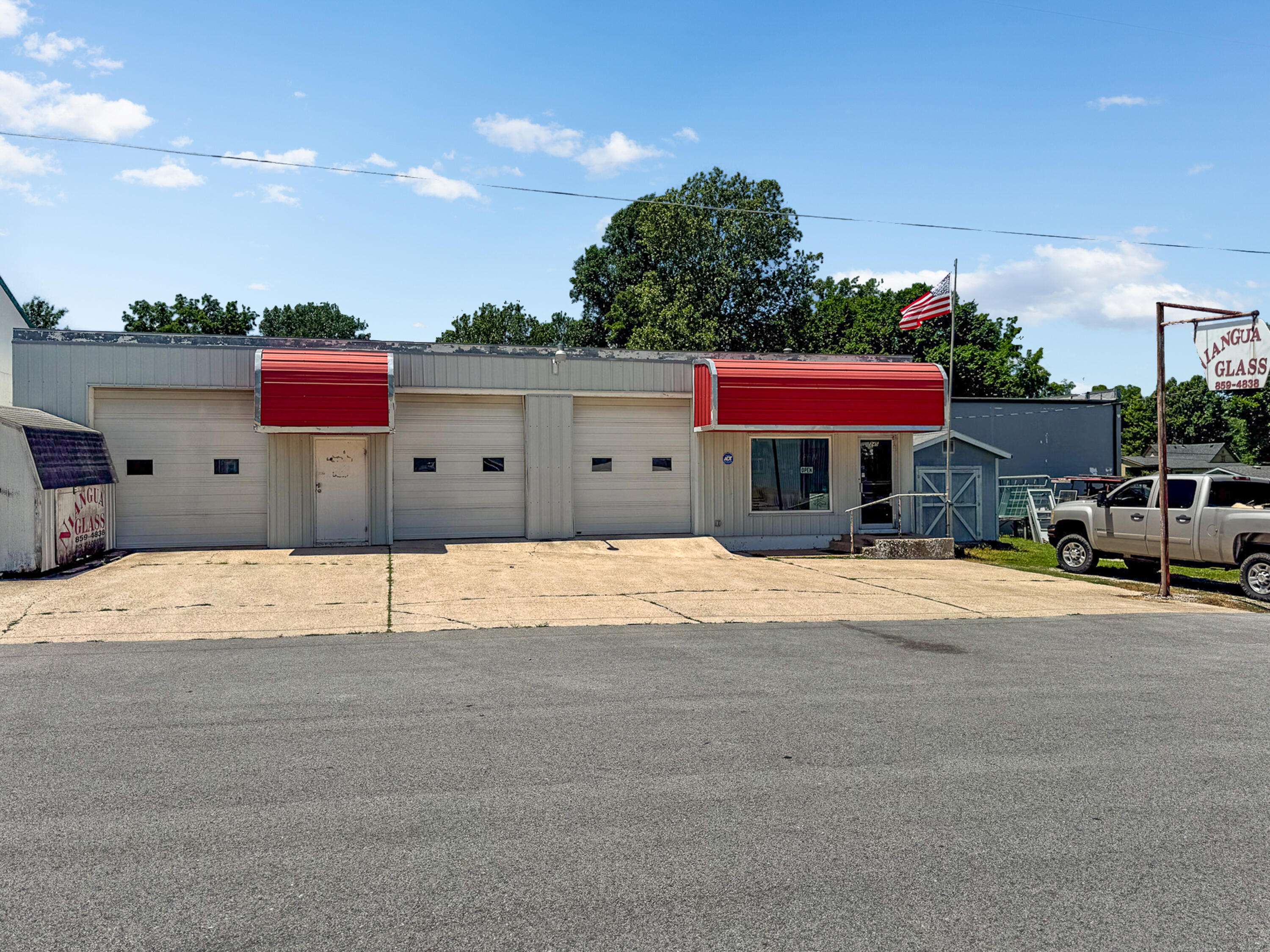 Marshfield, MO 65706,245 N Crittenden ST