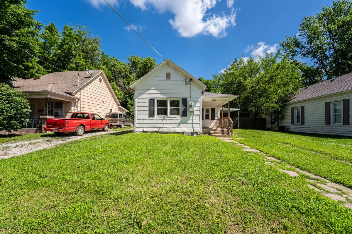 Springfield, MO 65803,1053 E Pacific ST