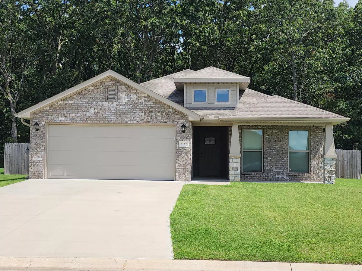Neosho, MO 64850,2122 Timbercrest DR