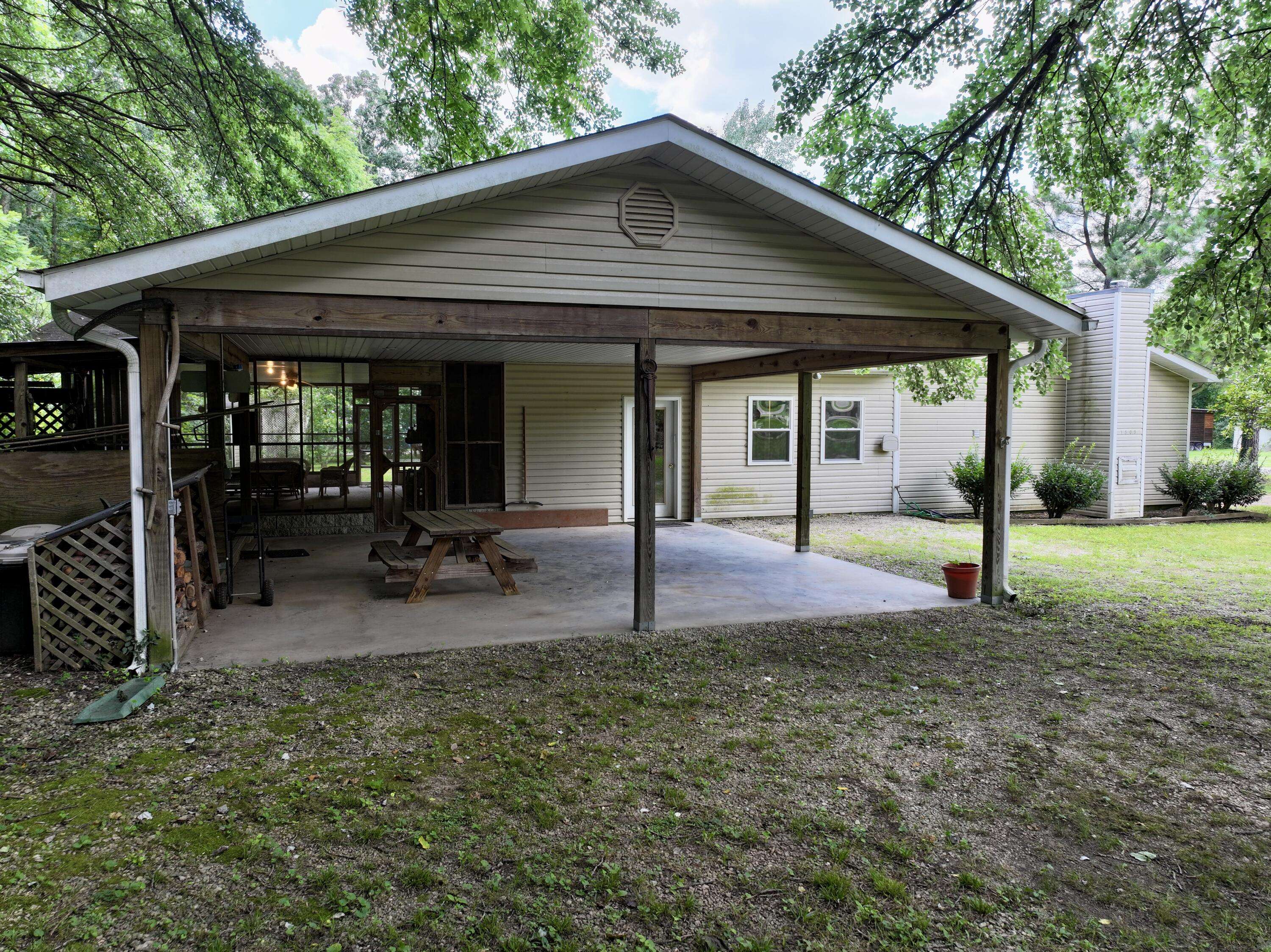Van Buren, MO 63965,1509 Marie Drive