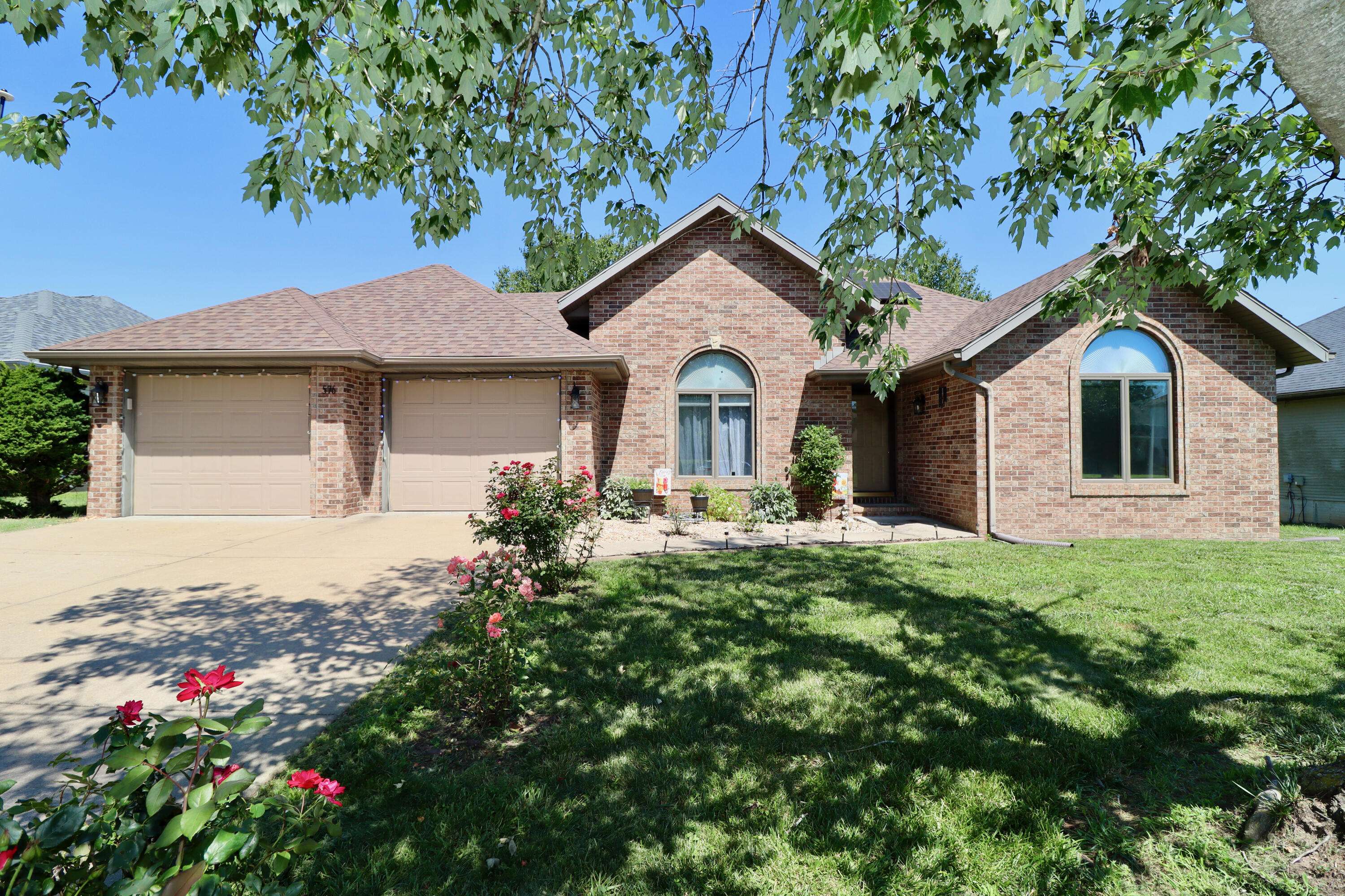 576 S Barnstable, Nixa, MO 65714