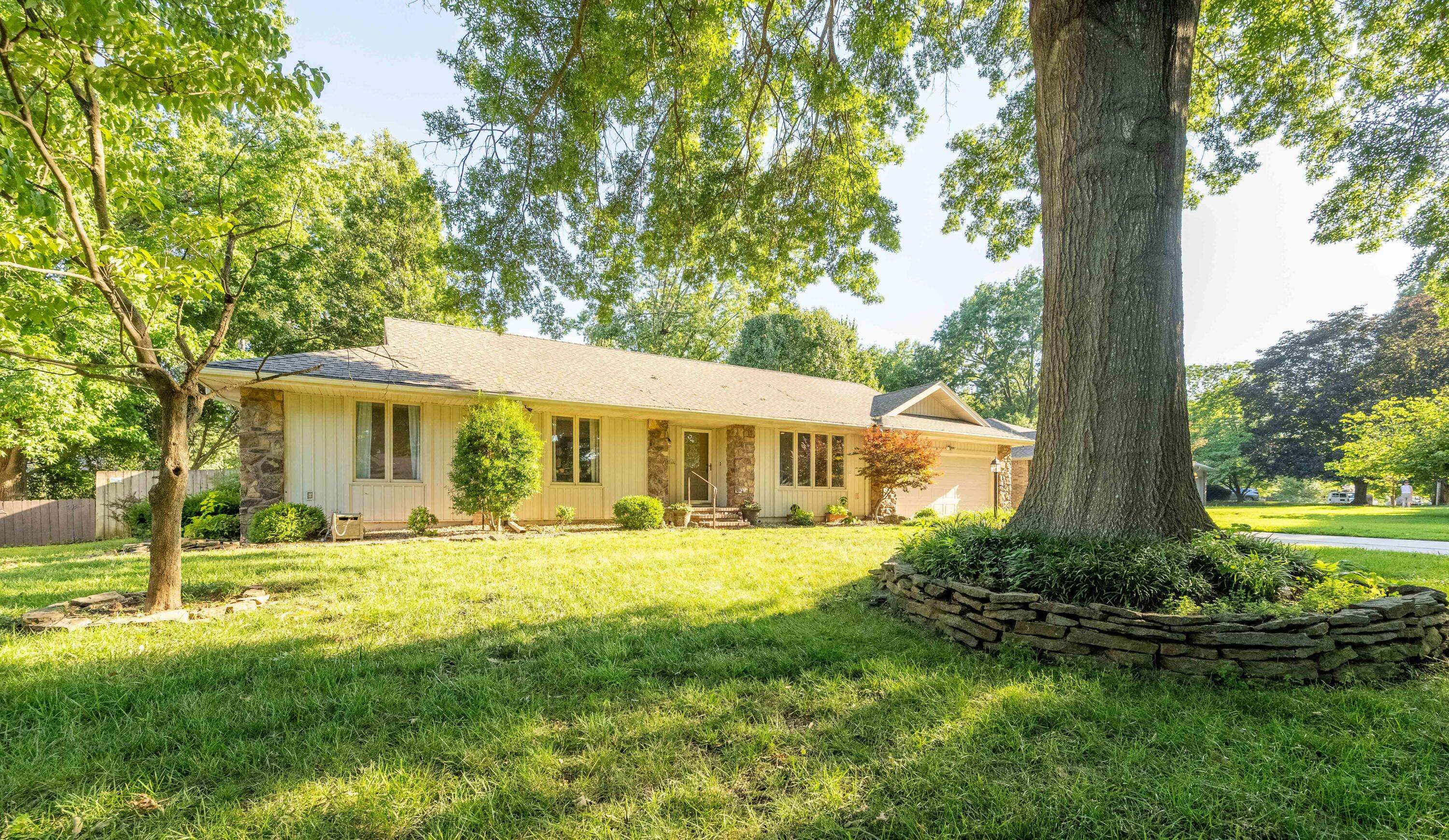Springfield, MO 65804,1728 E Camino Alto ST
