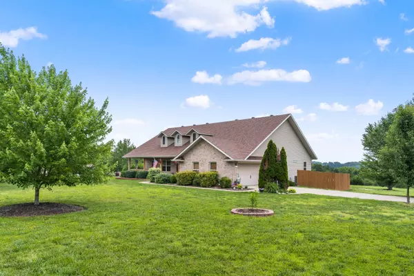 Strafford, MO 65757,106 Finch DR