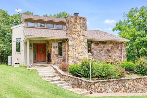Galena, MO 65656,557 Weslee LN