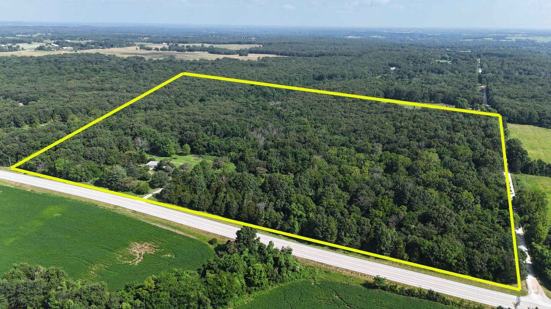 6815 Se Highway 54, Collins, MO 64738
