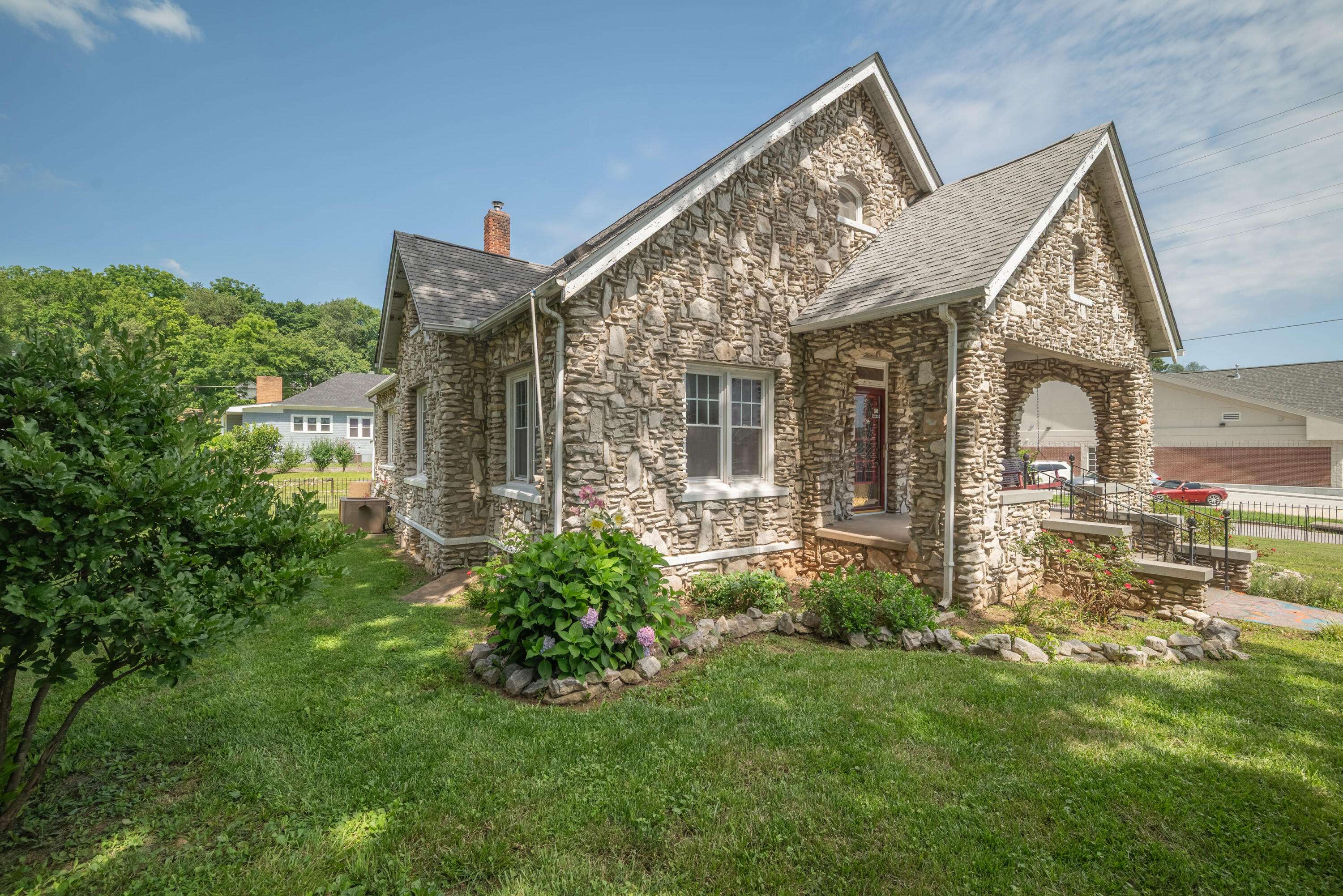 400 S Jefferson ST, Neosho, MO 64850