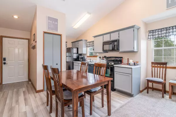 Indian Point, MO 65616,27 Bluebird WAY #5