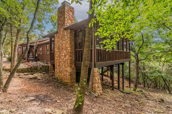 148 Belgian RD, Branson West, MO 65737