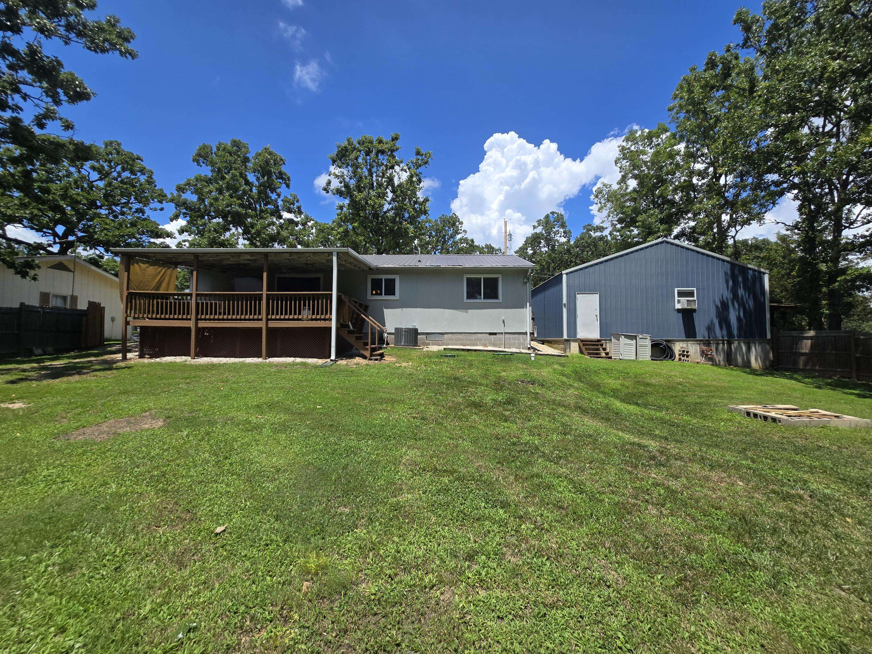 Pittsburg, MO 65724,24111 Graybridge