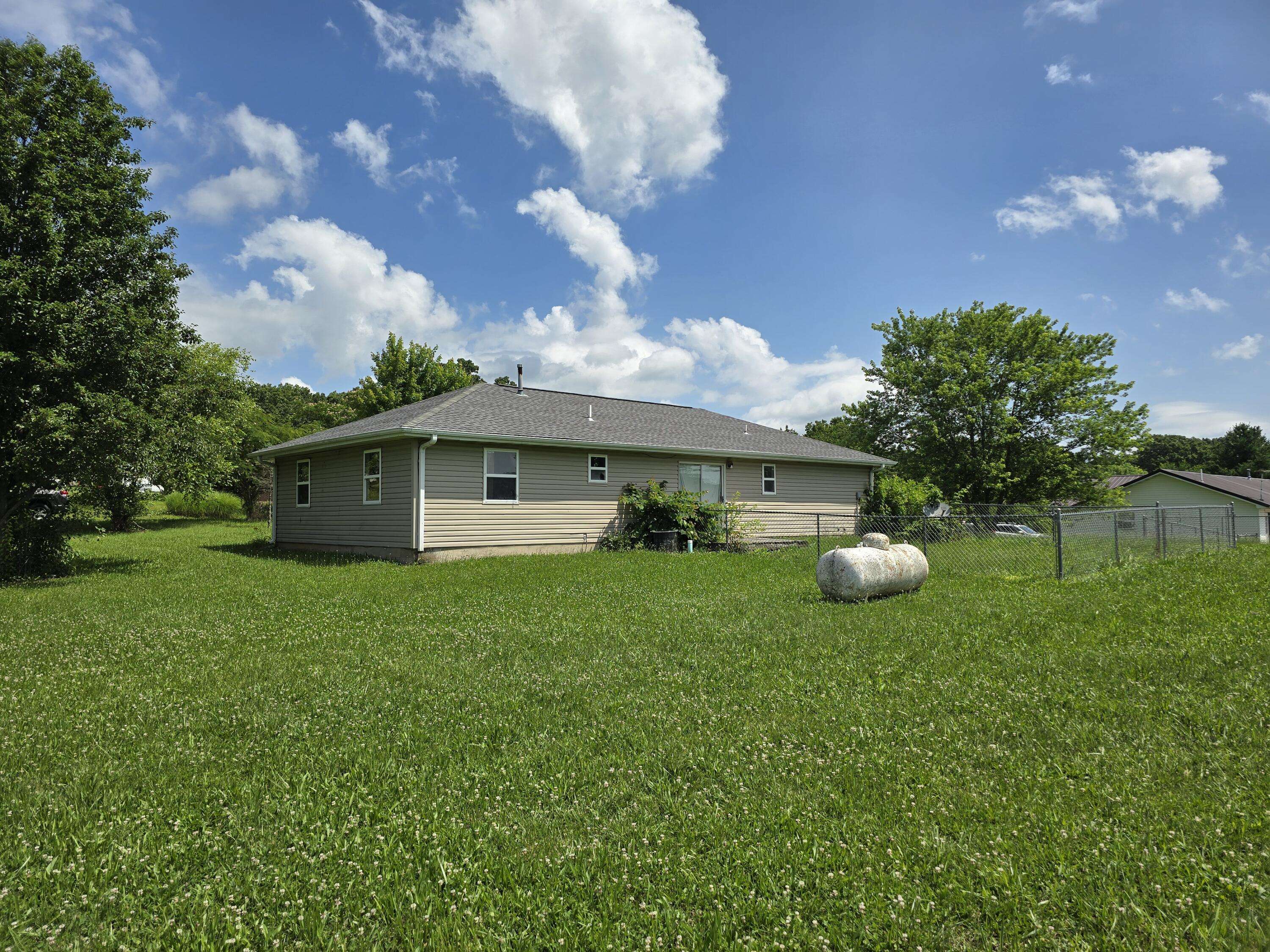 Mountain View, MO 65548,1311 Wade ST
