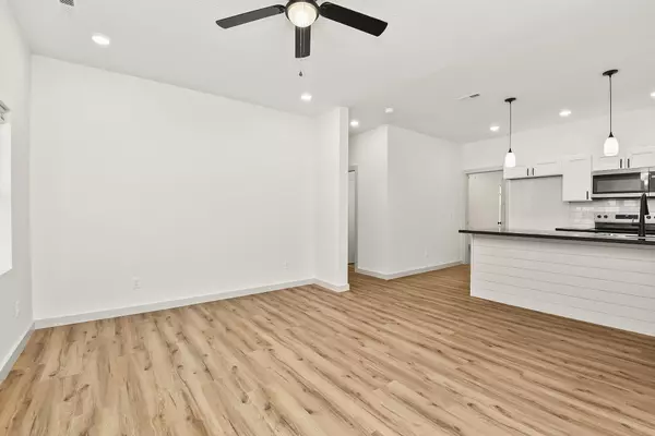 Springfield, MO 65803,1910 W Thoman ST