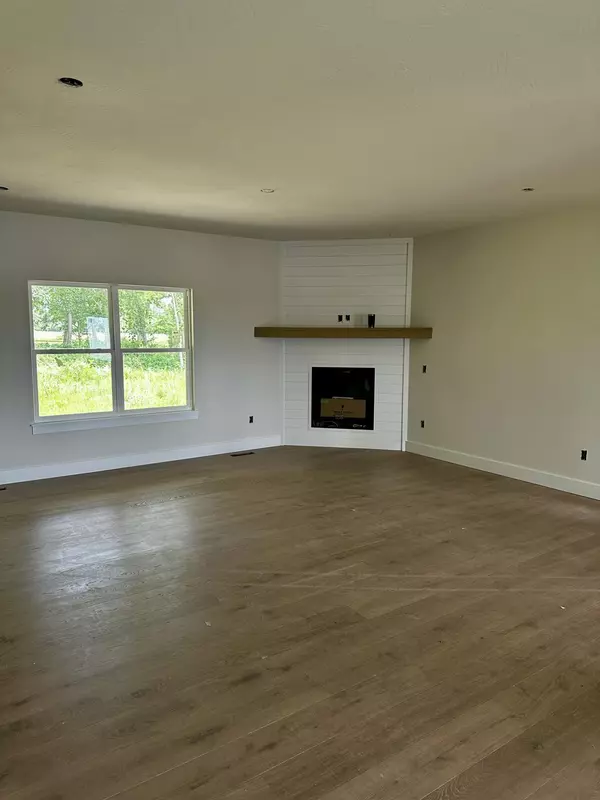 Springfield, MO 65802,5569 E Wild Horse DR
