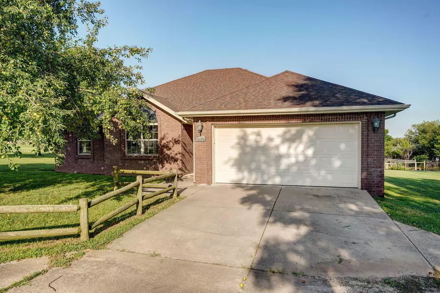 287 N Metzletein RD, Billings, MO 65610