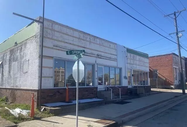 215 E Spring ST, Neosho, MO 64850