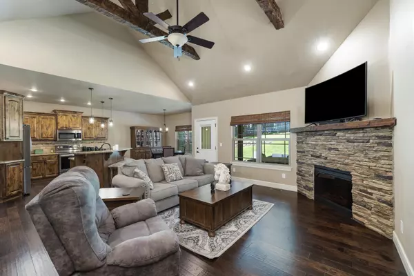 Nixa, MO 65714,134 N Peach Brook