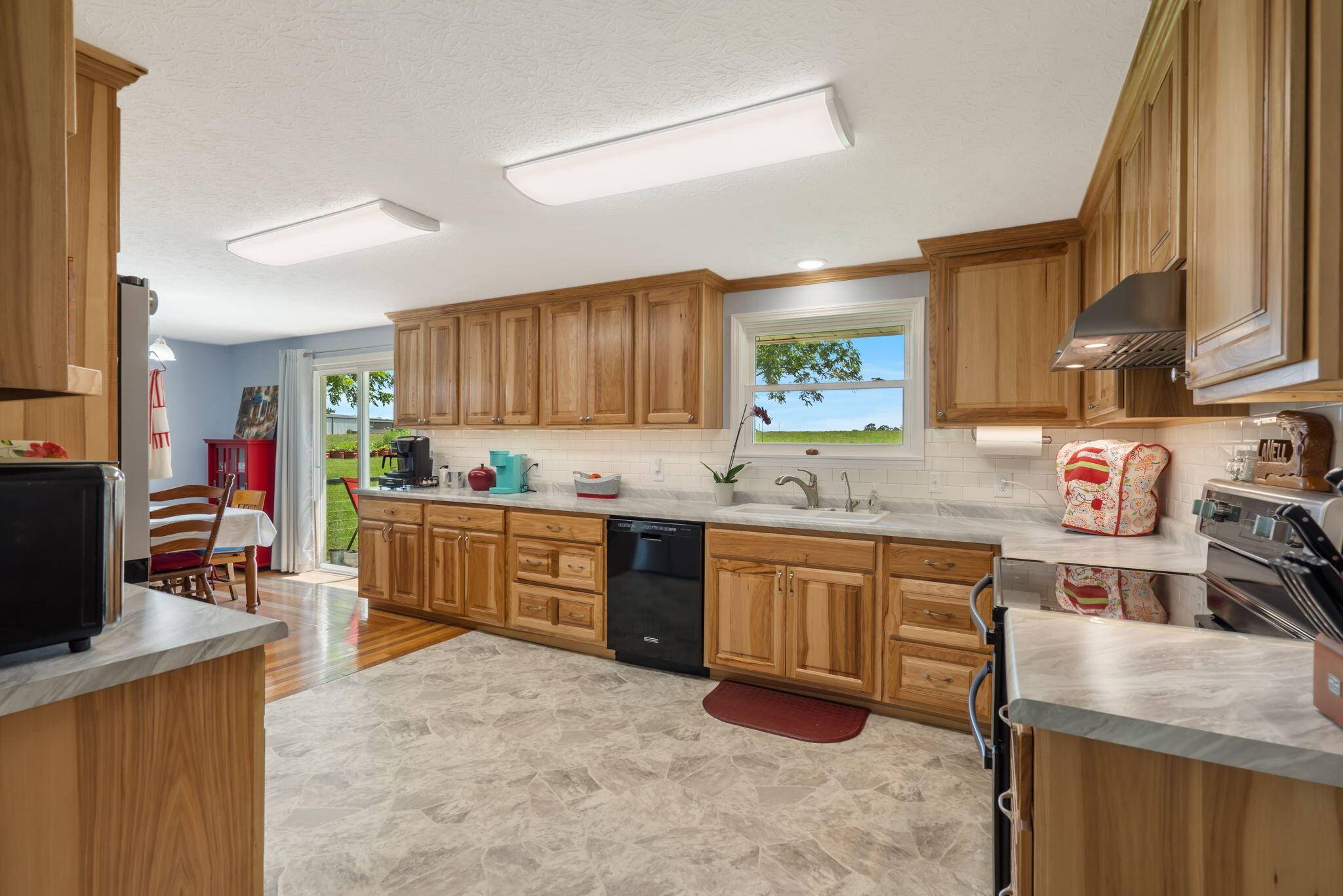 Clever, MO 65631,2616 Schupbach RD