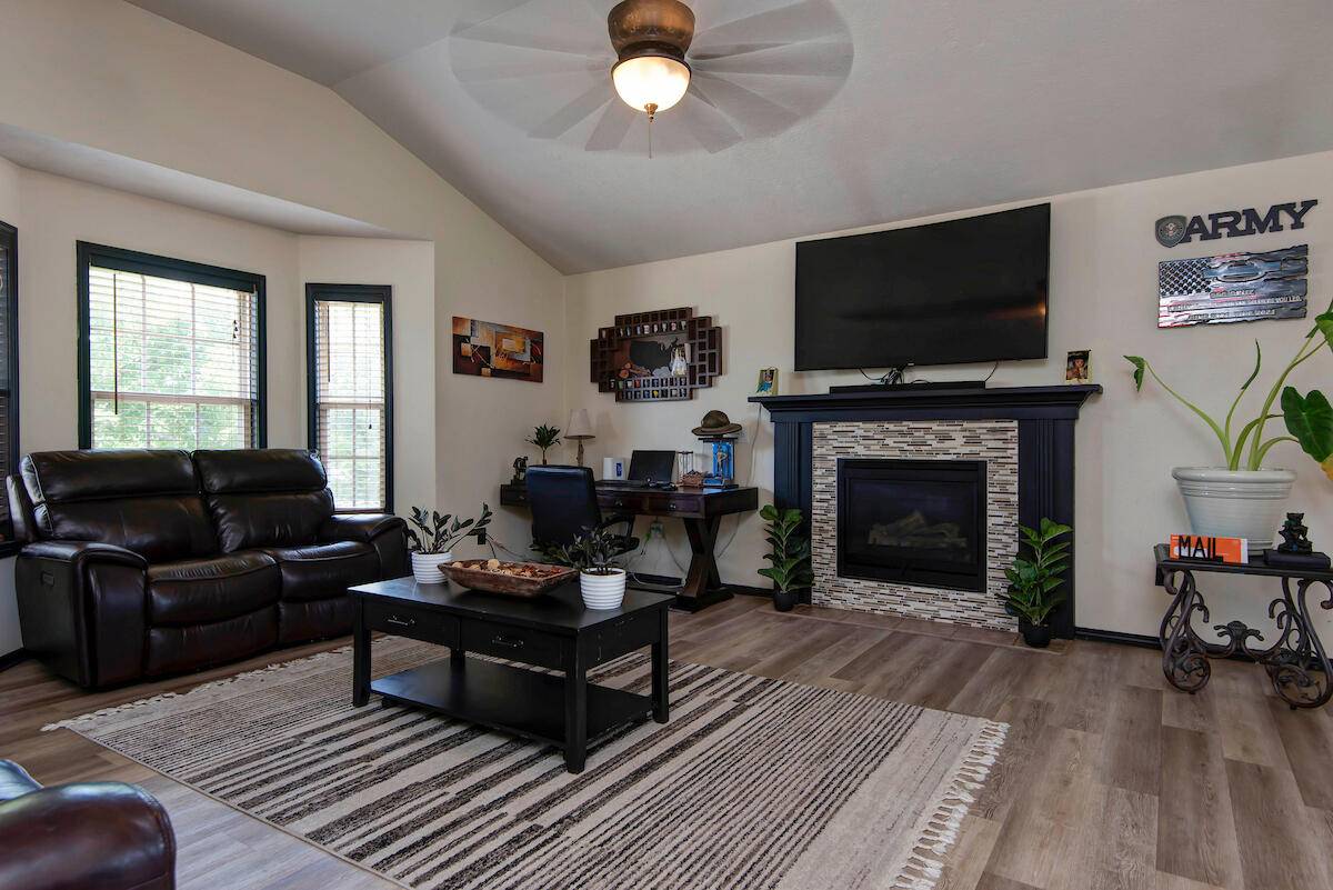 Nixa, MO 65714,579 Lantern Hill RD