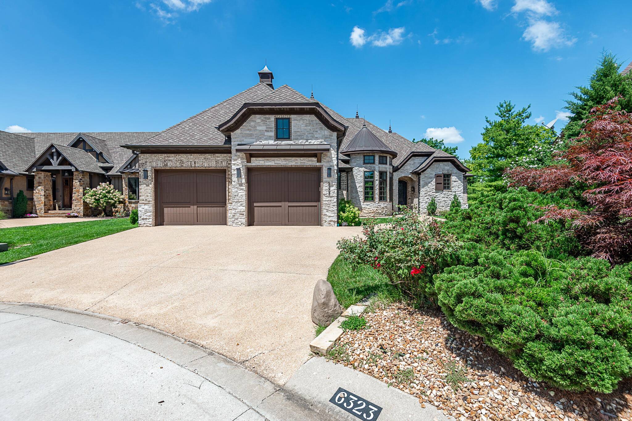 6323 Creeksedge CT, Ozark, MO 65721