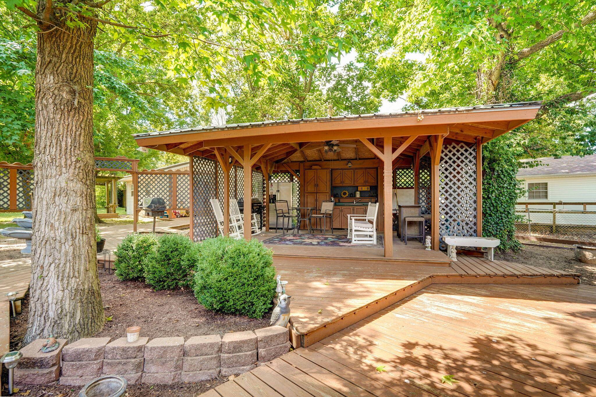 Mt Vernon, MO 65712,1343 Woodlawn AVE