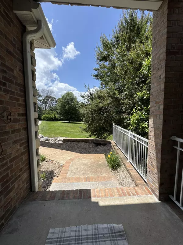 Nixa, MO 65714,1776 S Gregg RD