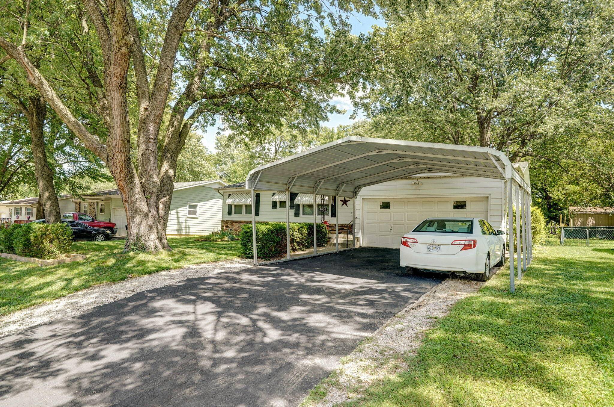 Springfield, MO 65803,2820 N Howard AVE