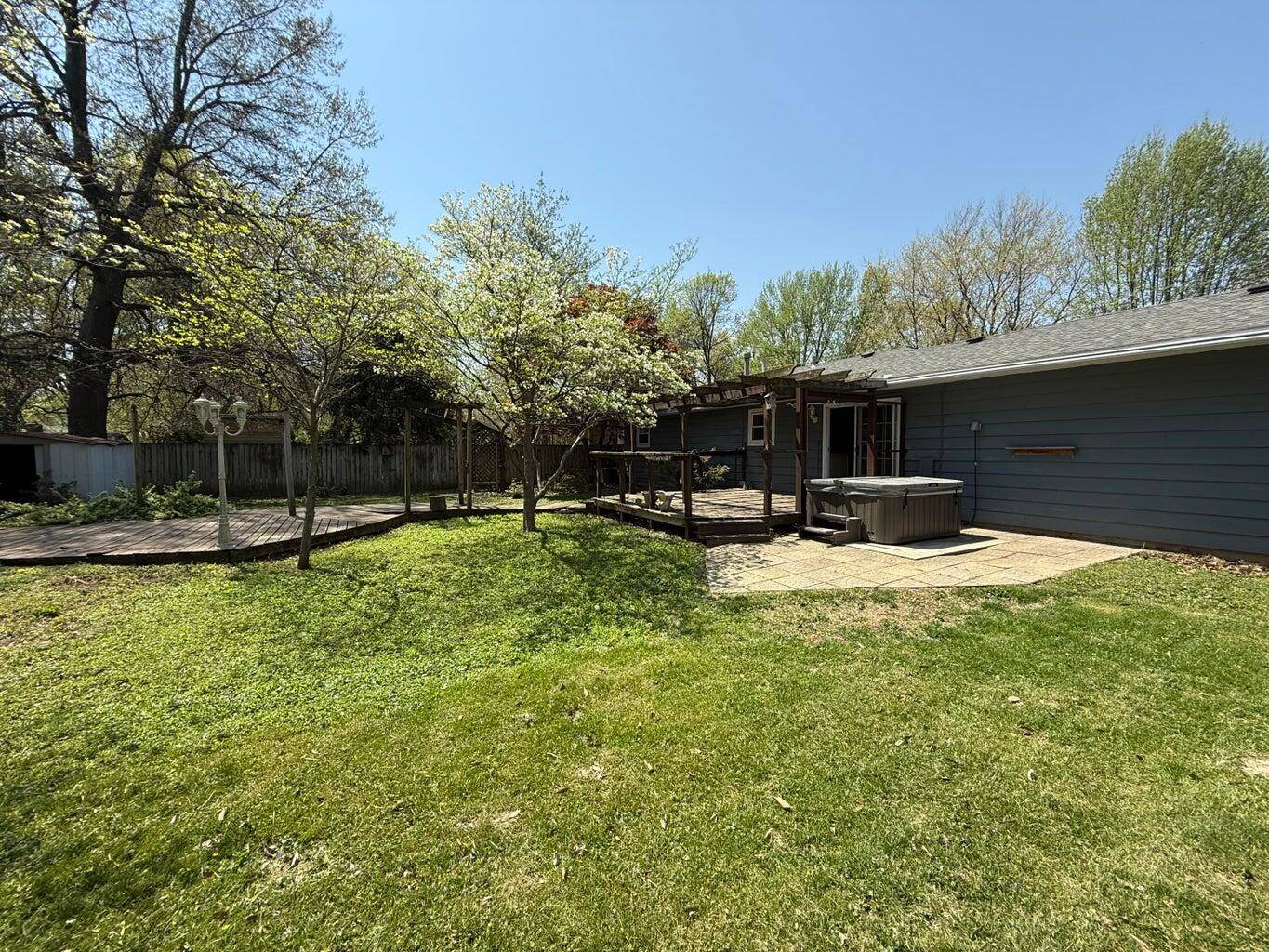 Springfield, MO 65804,1208 S Cedarbrook AVE
