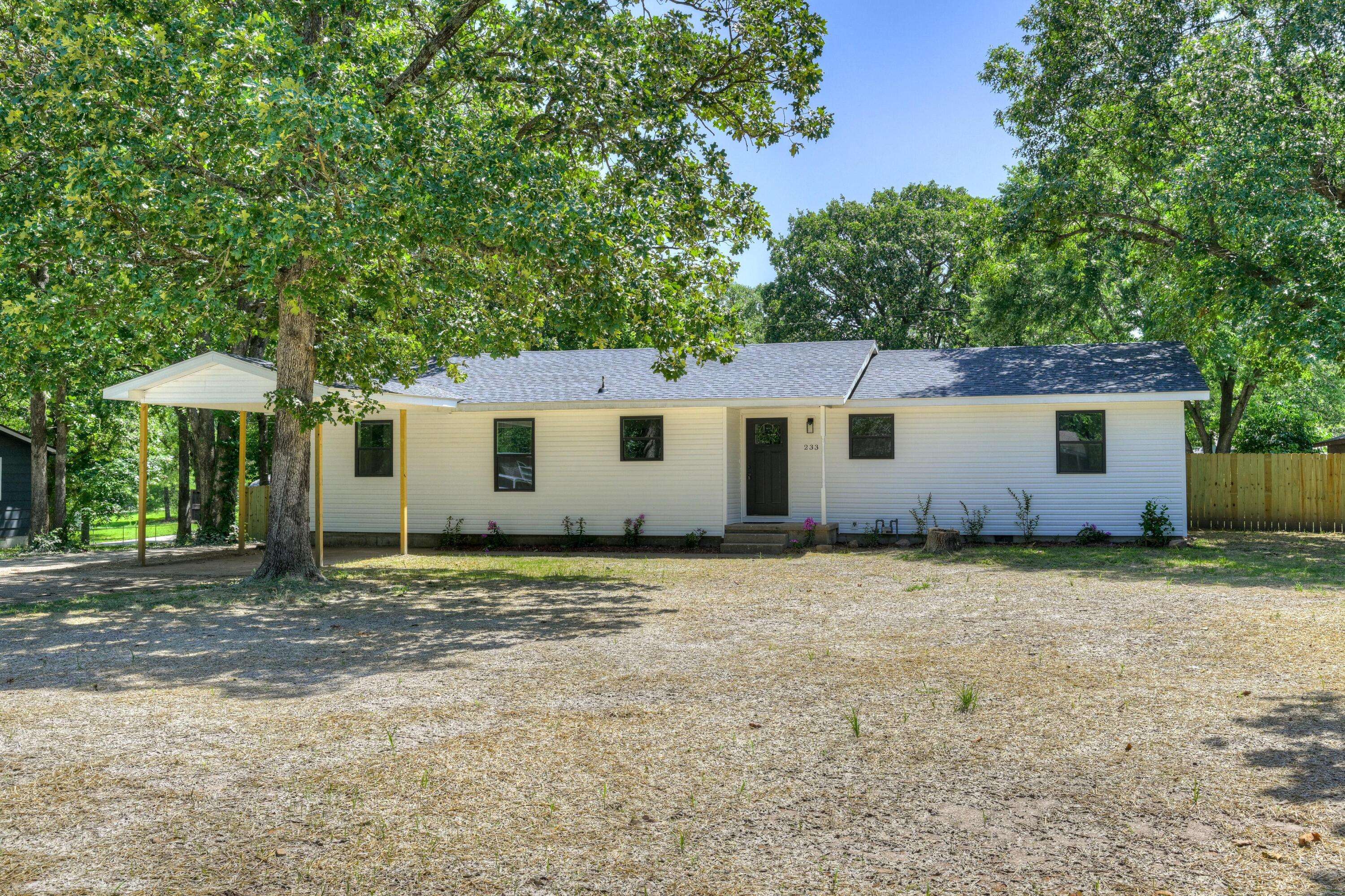 Carl Junction, MO 64834,233 Timber LN