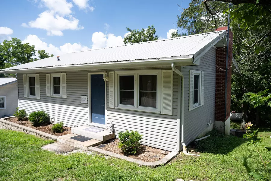 26404 Fisher Cove LN, Pittsburg, MO 65724