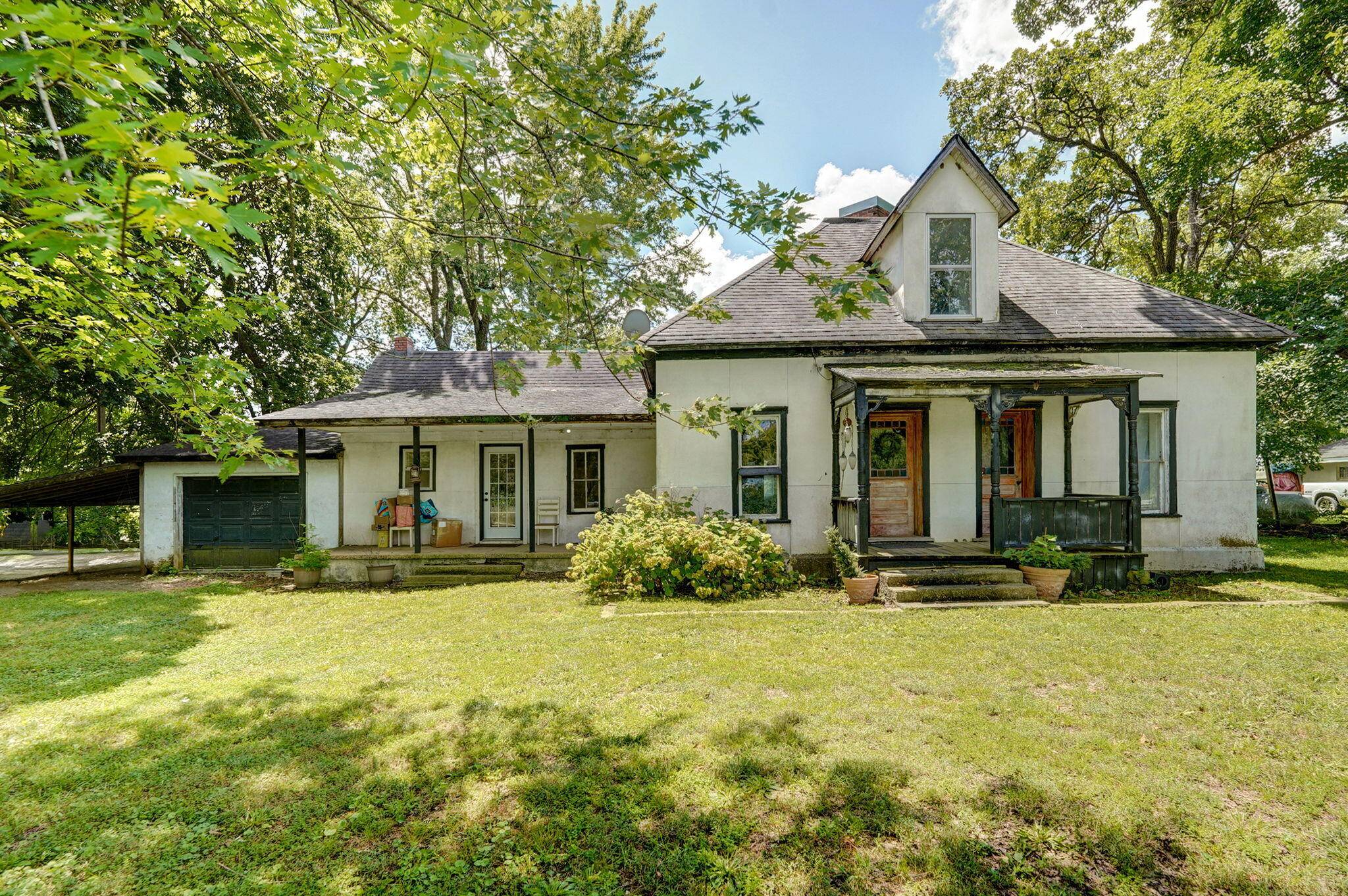 000 E 475th RD, Halfway, MO 65663