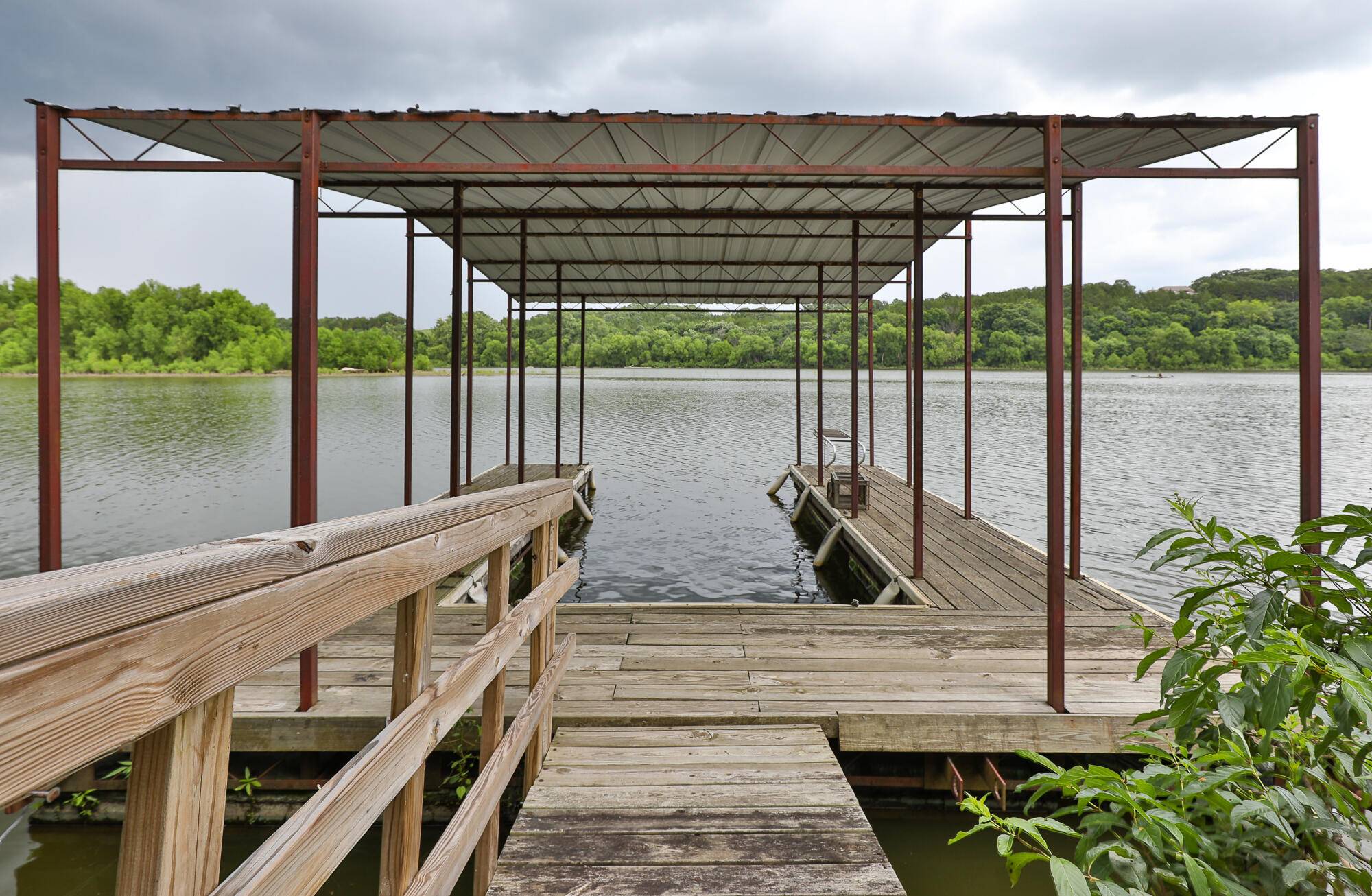 Flemington, MO 65650,3292 Lakeview DR