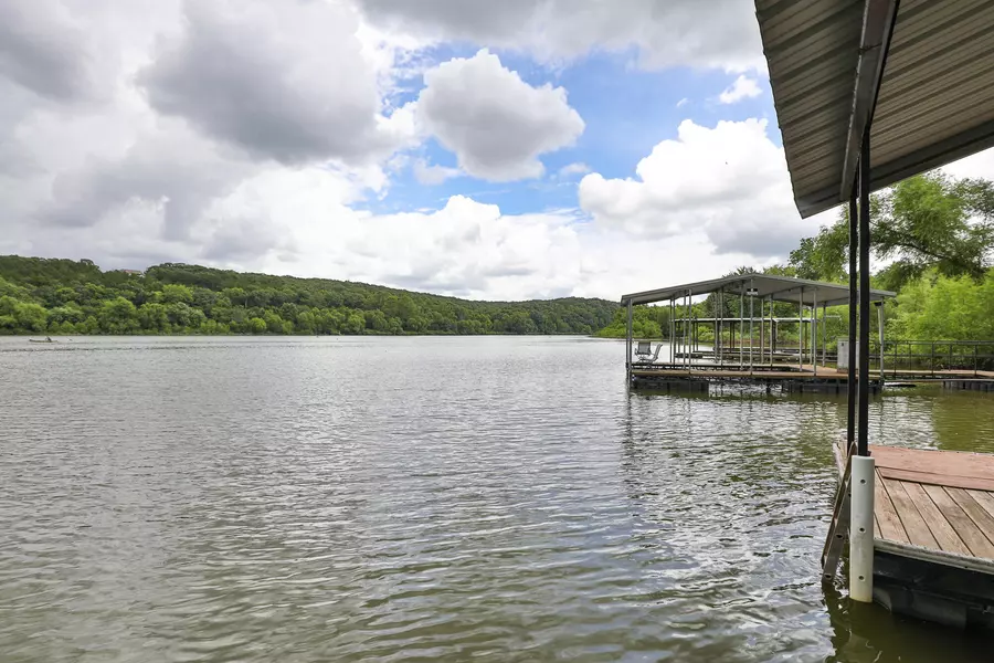 3292 Lakeview DR, Flemington, MO 65650