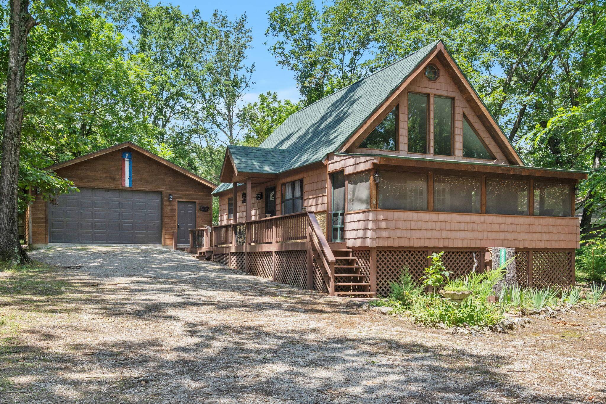 26355 Burr Oak LN, Golden, MO 65658