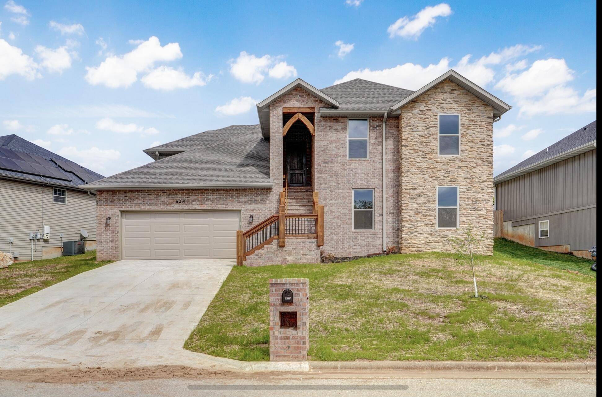 836 S Black Sands AVE, Nixa, MO 65714