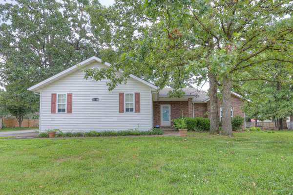 1810 Redbud DR, Joplin, MO 64801