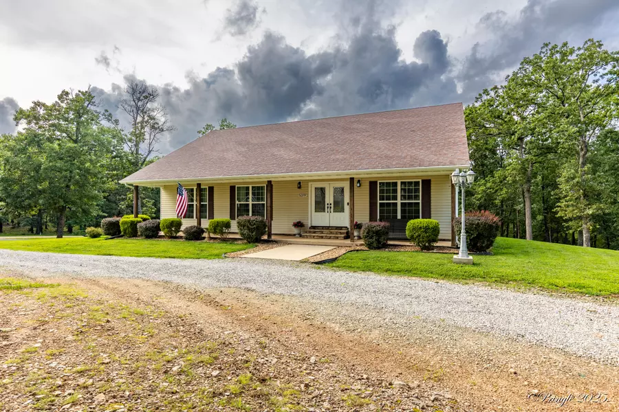 5019 Private Road 8948, West Plains, MO 65775