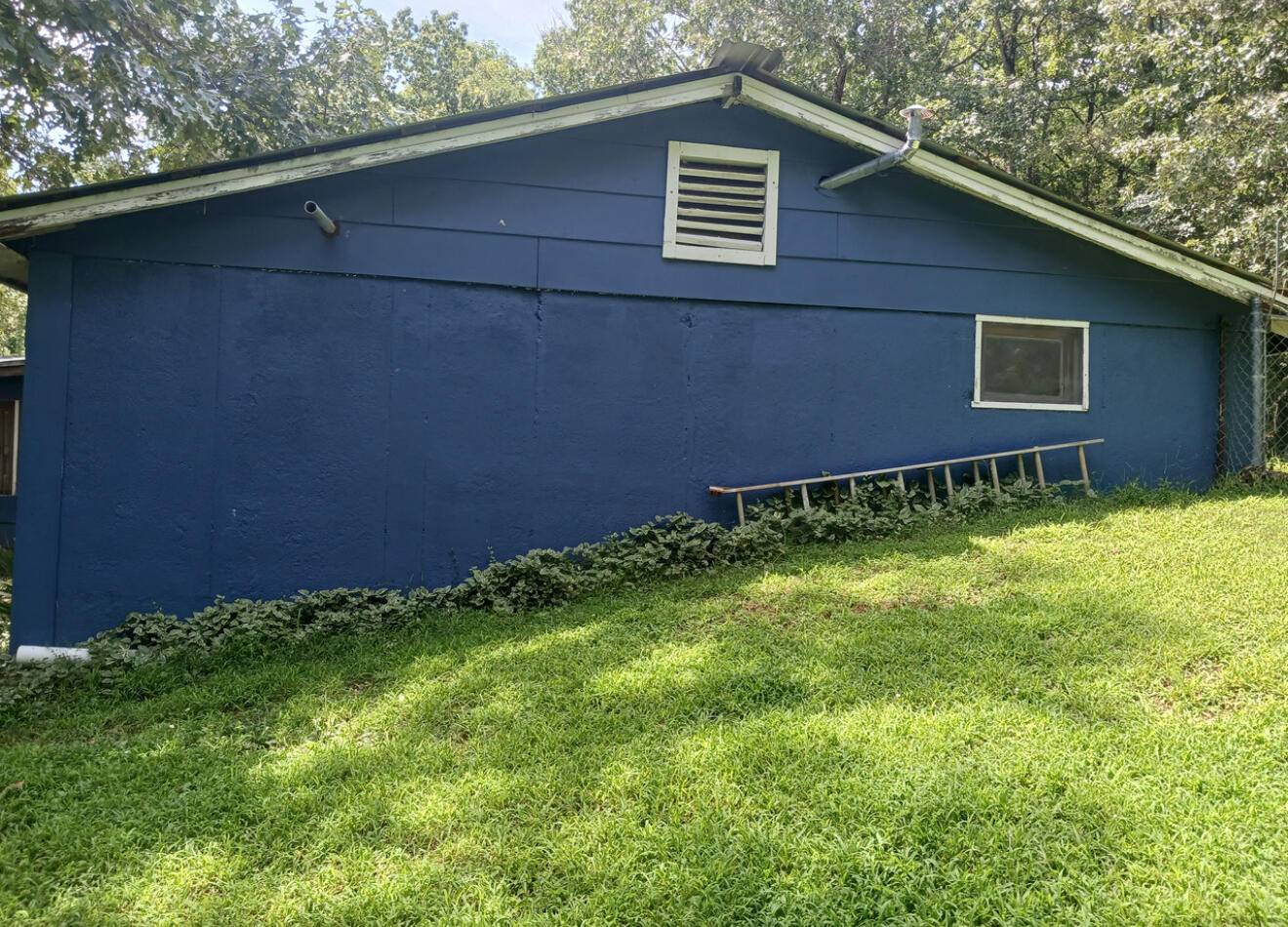 Isabella, MO 65676,334 County Road 867