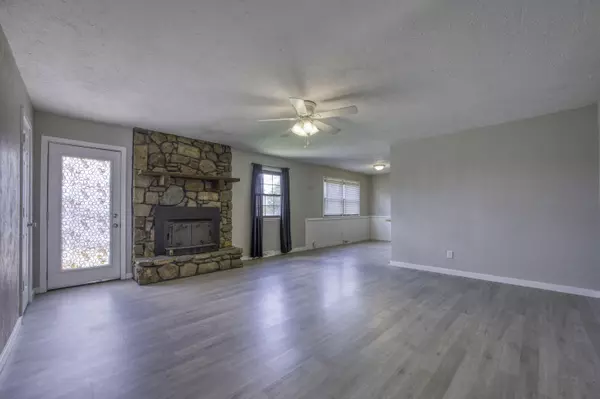 Springfield, MO 65807,1304 W Downing ST
