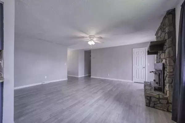 Springfield, MO 65807,1304 W Downing ST
