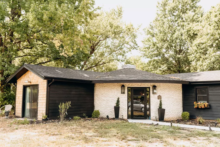 6407 N 25th ST, Ozark, MO 65721