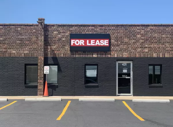 Ozark, MO 65721,431 E South ST