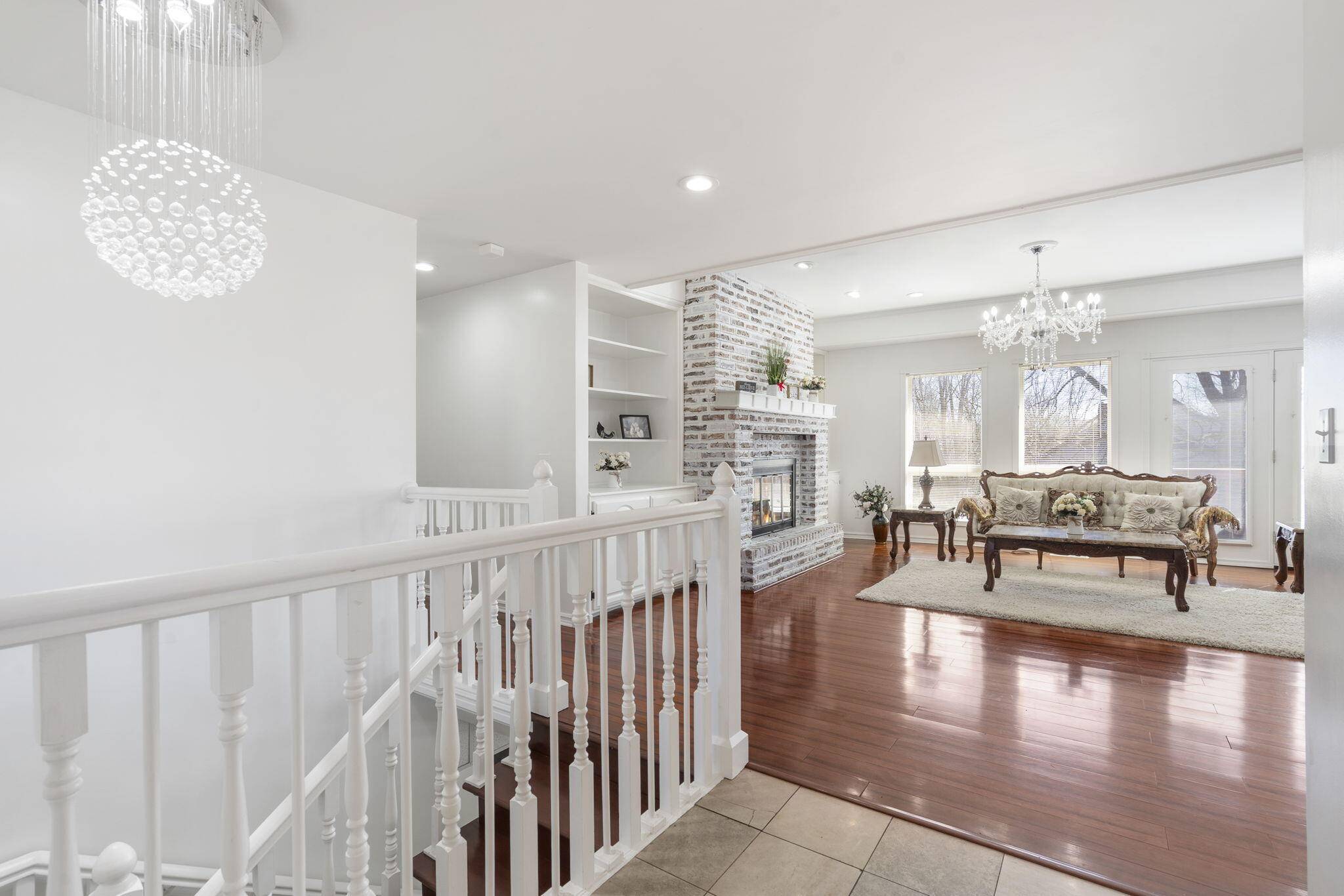 Springfield, MO 65810,930 W Sherwood DR