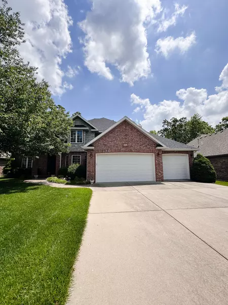 5628 S Fremont AVE, Springfield, MO 65804