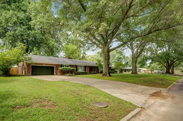 Springfield, MO 65804,2841 E Glenwood ST