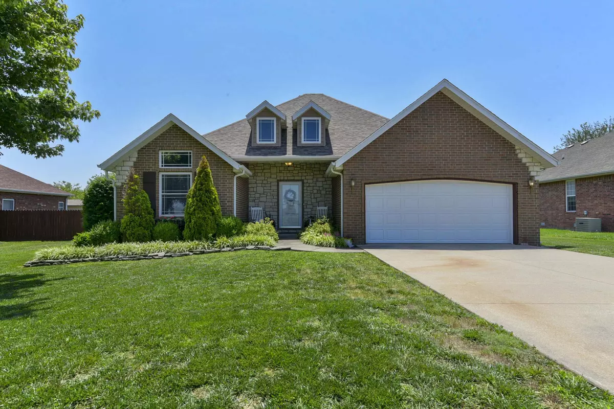 Willard, MO 65781,105 Deer Run