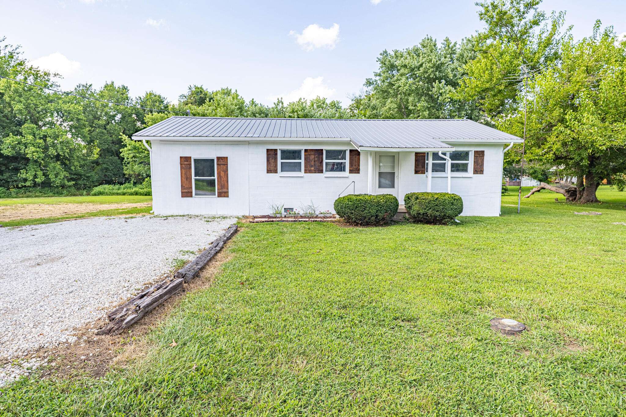 Urbana, MO 65767,204 Walnut Street