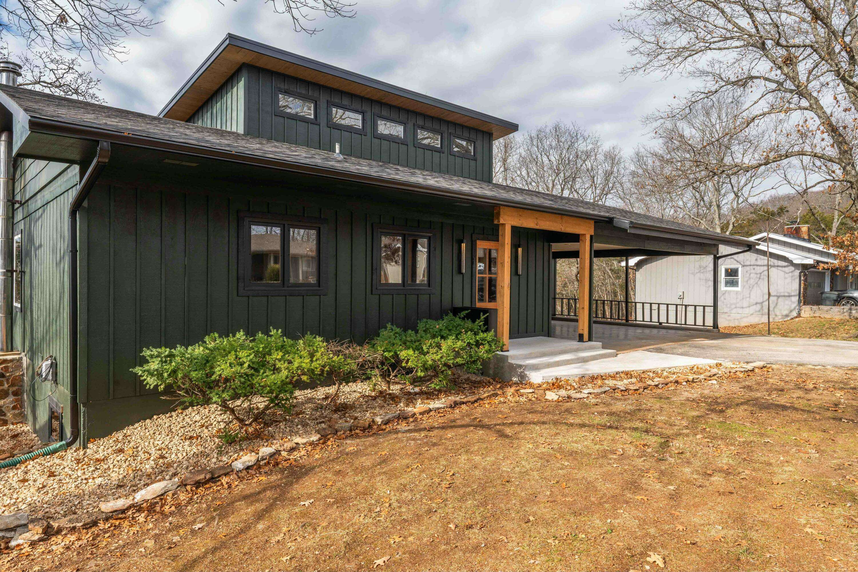 287 Rollin Acres RD, Branson West, MO 65737